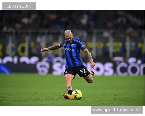 意甲10月最佳阵容揭晓莱奥博尼迪马尔科恰尔汉奥卢入选